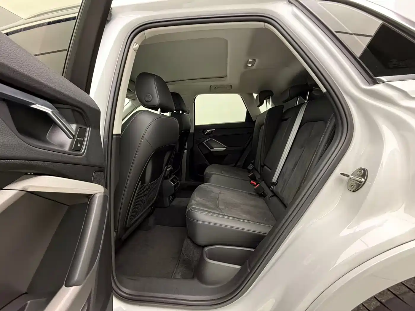Audi Q3 2022 35 TFSI Progressive Dynamic фото 16