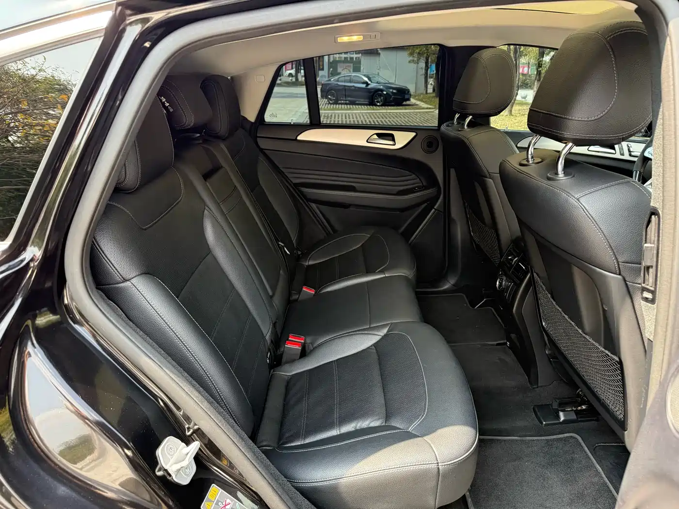 Mercedes-Benz GLE Coupe 2017 GLE 400 4MATIC Coupe SUV фото 15