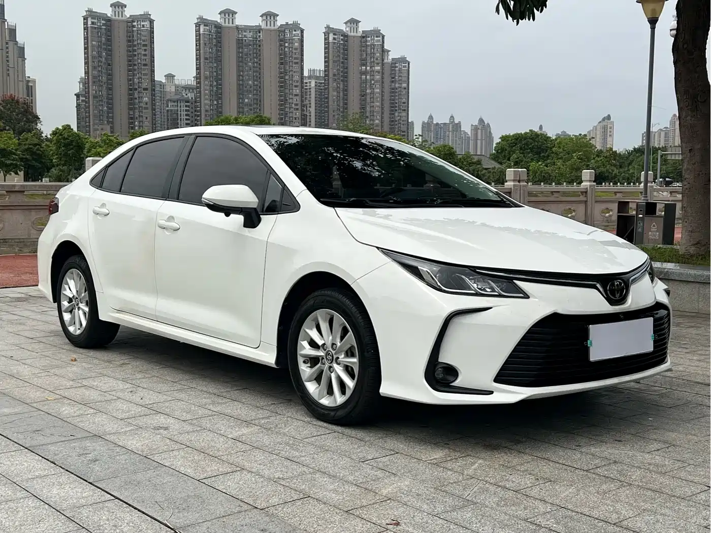 Toyota Corolla 2023 1.2T Elite Edition фото 3