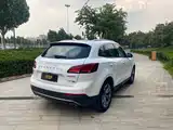 Фото 16 - Borgward BX7