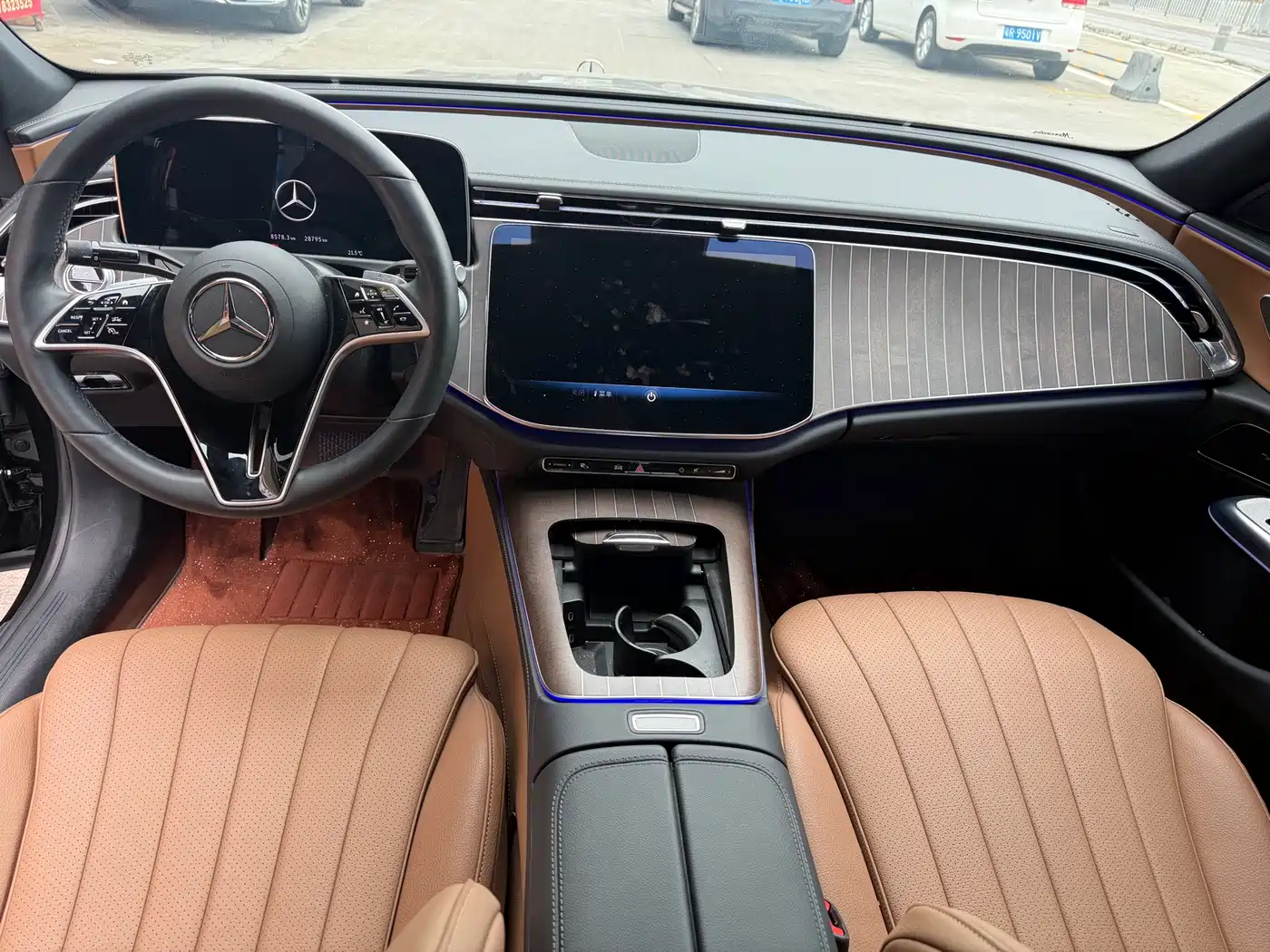 Mercedes-Benz E-Class 2024 E 300 L Fashion фото 6