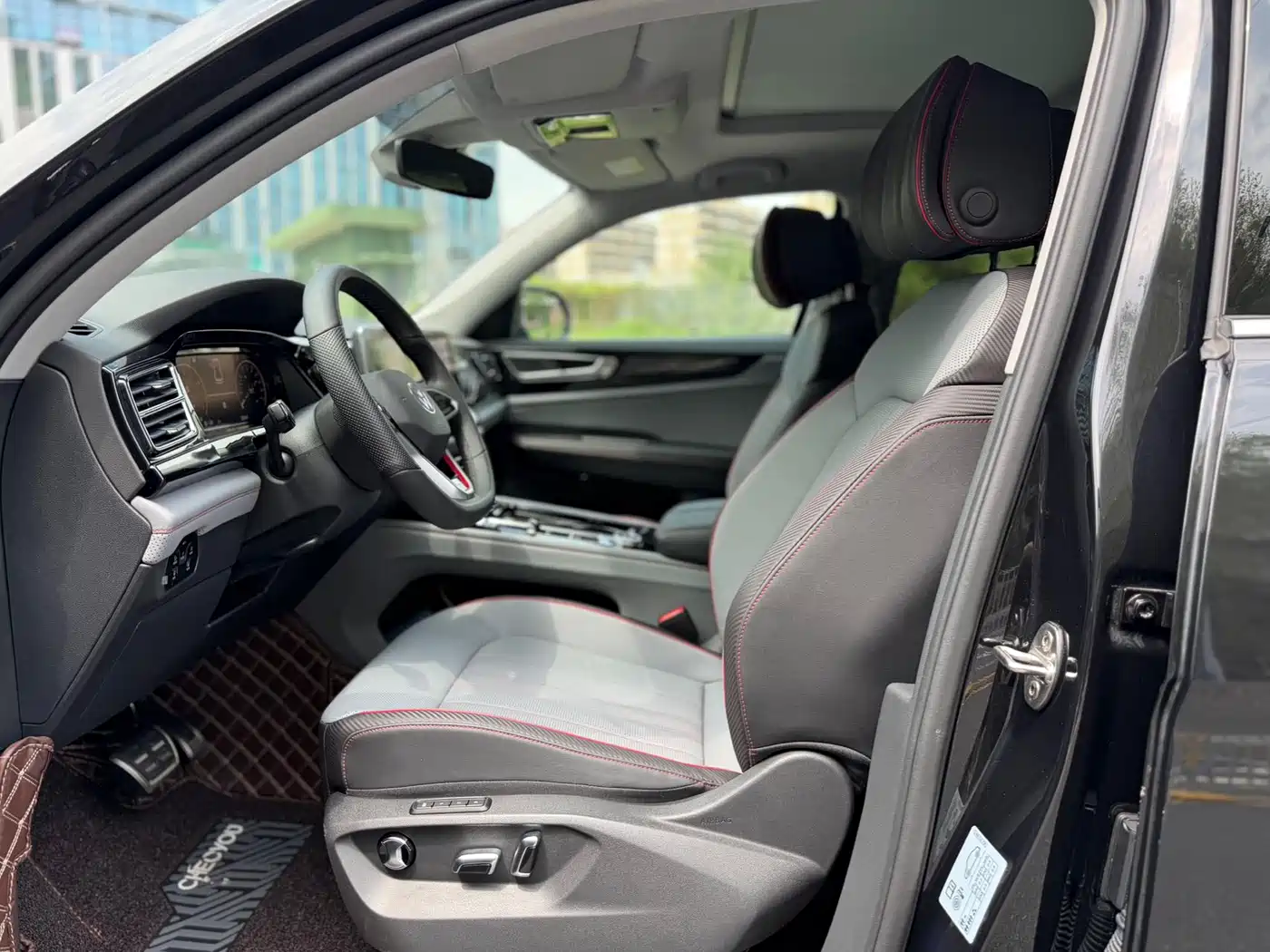 Volkswagen Teramont 2024 Teramont X 380TSI 4WD Premium Luxury Edition фото 6