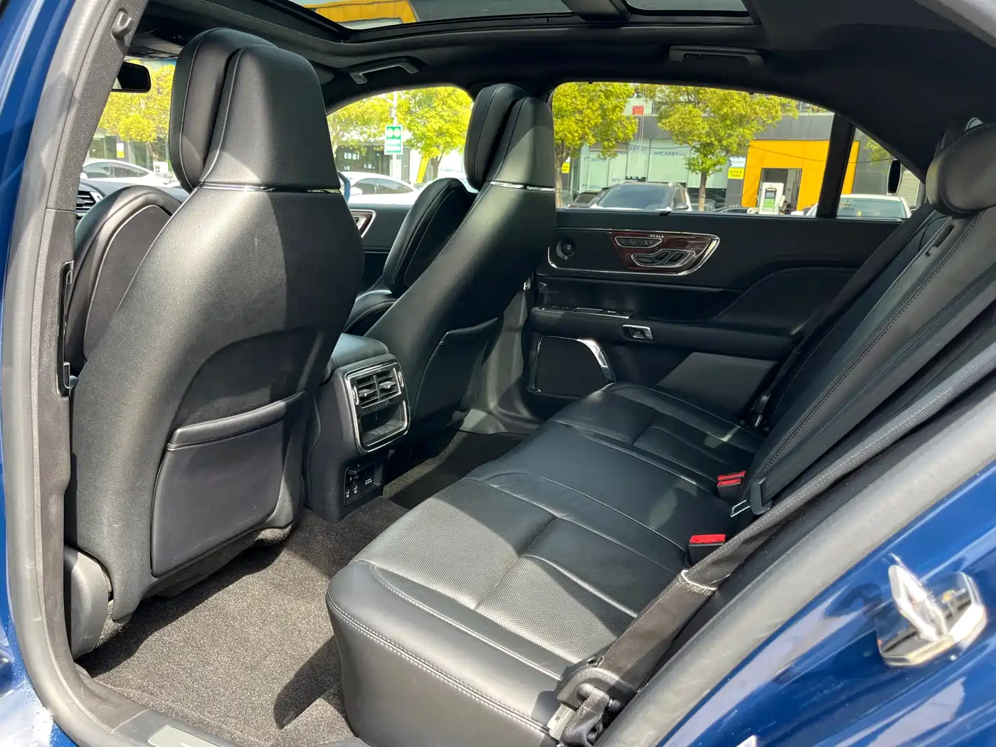 Lincoln Continental 2019 2.0T 2WD Zunyao Edition China VI фото 26