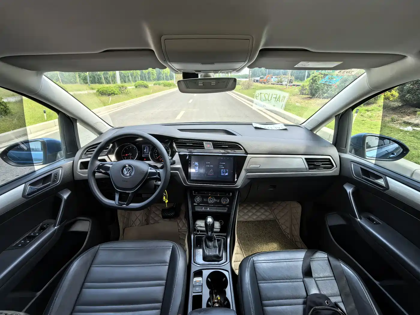 Volkswagen Touran 2016 Touran L 280TSI DSG Comfortline фото 15