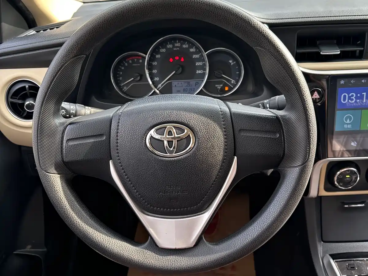 Toyota Corolla 2017 Facelift 1.2T S-CVT GL фото 17