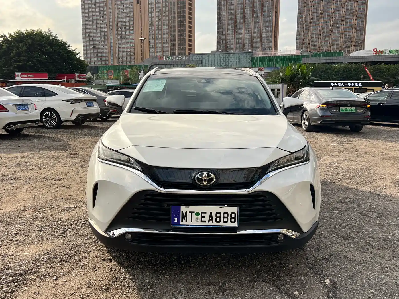 Toyota Lingfang HARRIER 2022 2.0L CVT 2WD Premium Edition