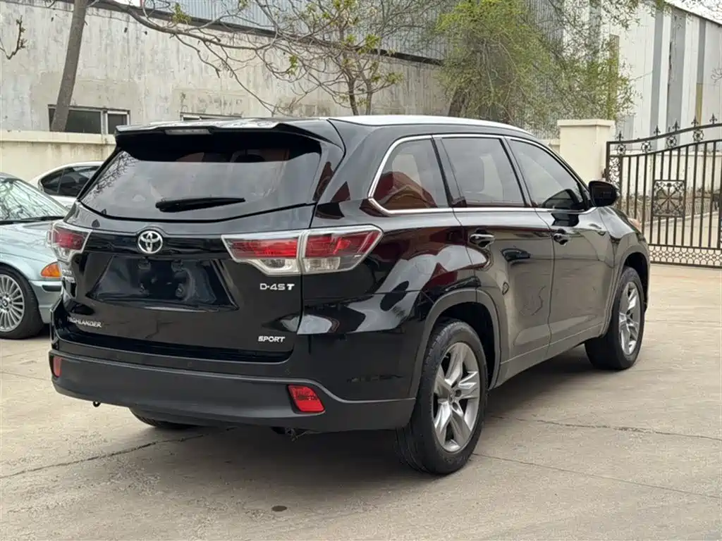 Toyota Highlander 2017 2.0T 2WD Premium 7-Seater фото 9