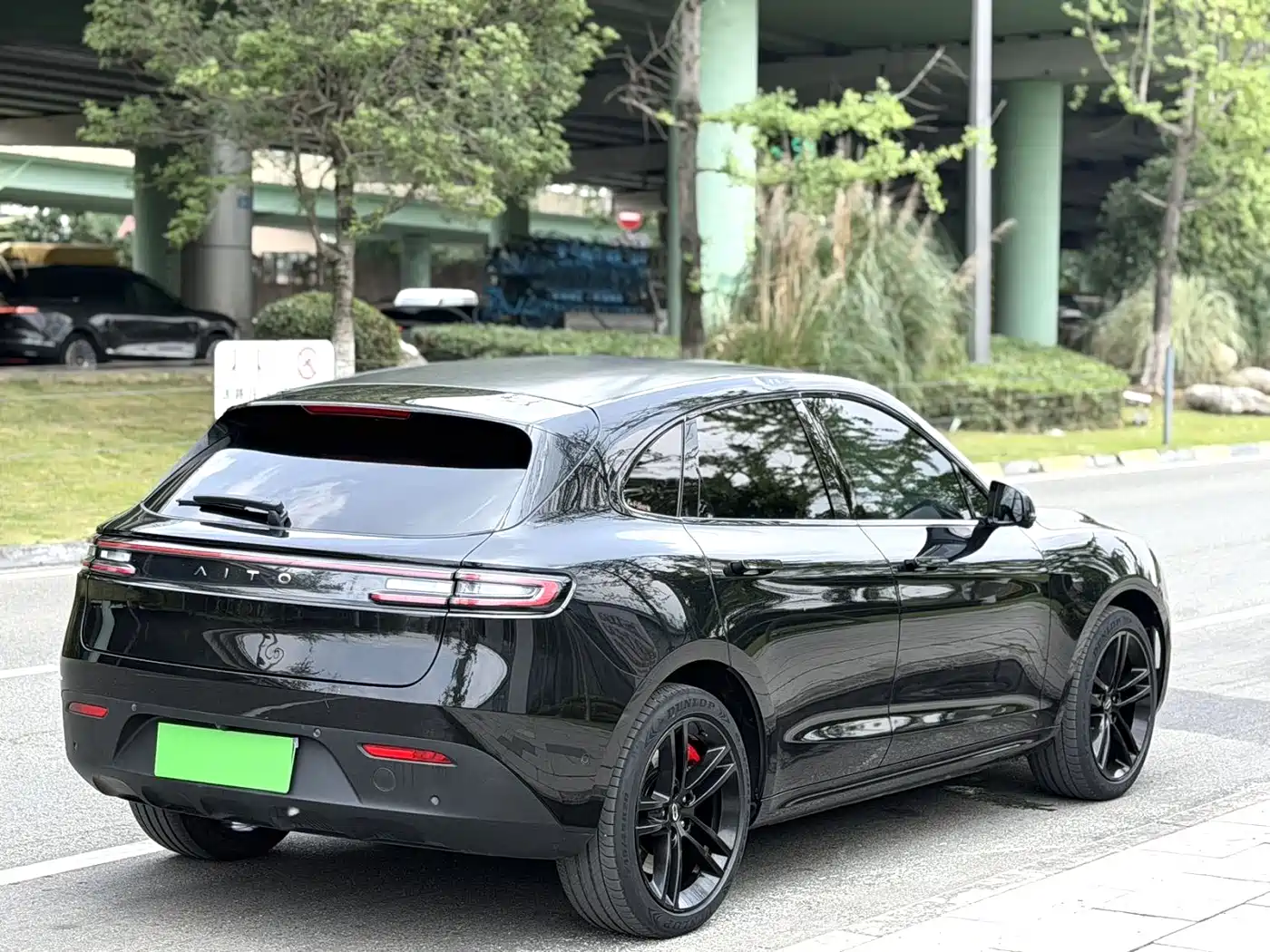 AITO Wenjie AITO M5 2022 Pure Electric RWD Standard Edition фото 9