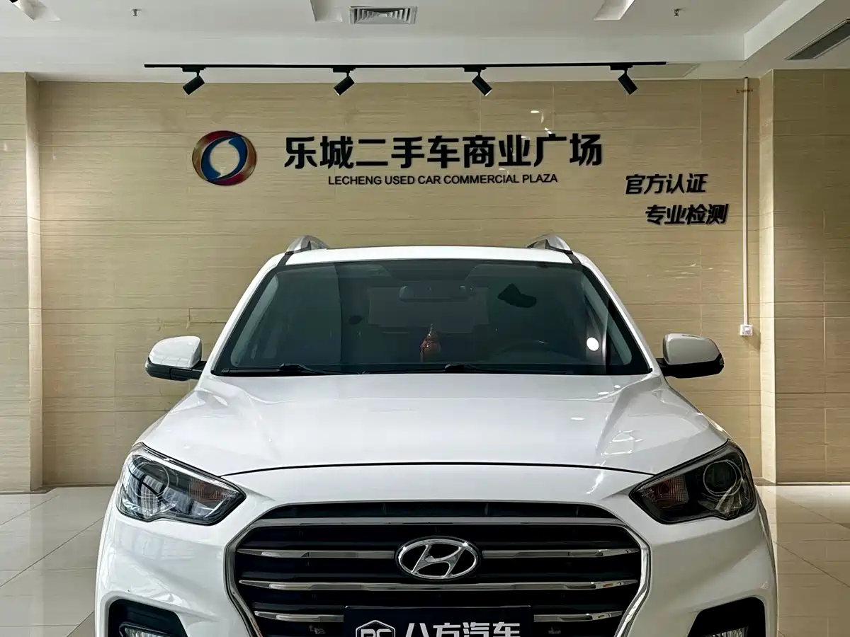 Hyundai Beijing Hyundai ix35 2019 2.0L Automatic 2WD Zhiyong·Smooth Enjoy China VI фото 2
