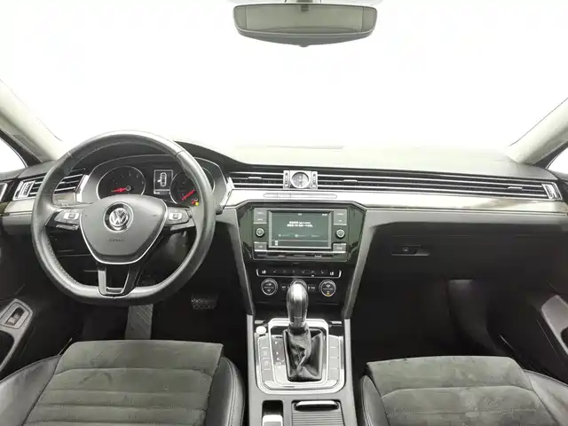 Volkswagen Magotan 2018 330TSI DSG Luxury — фото 5
