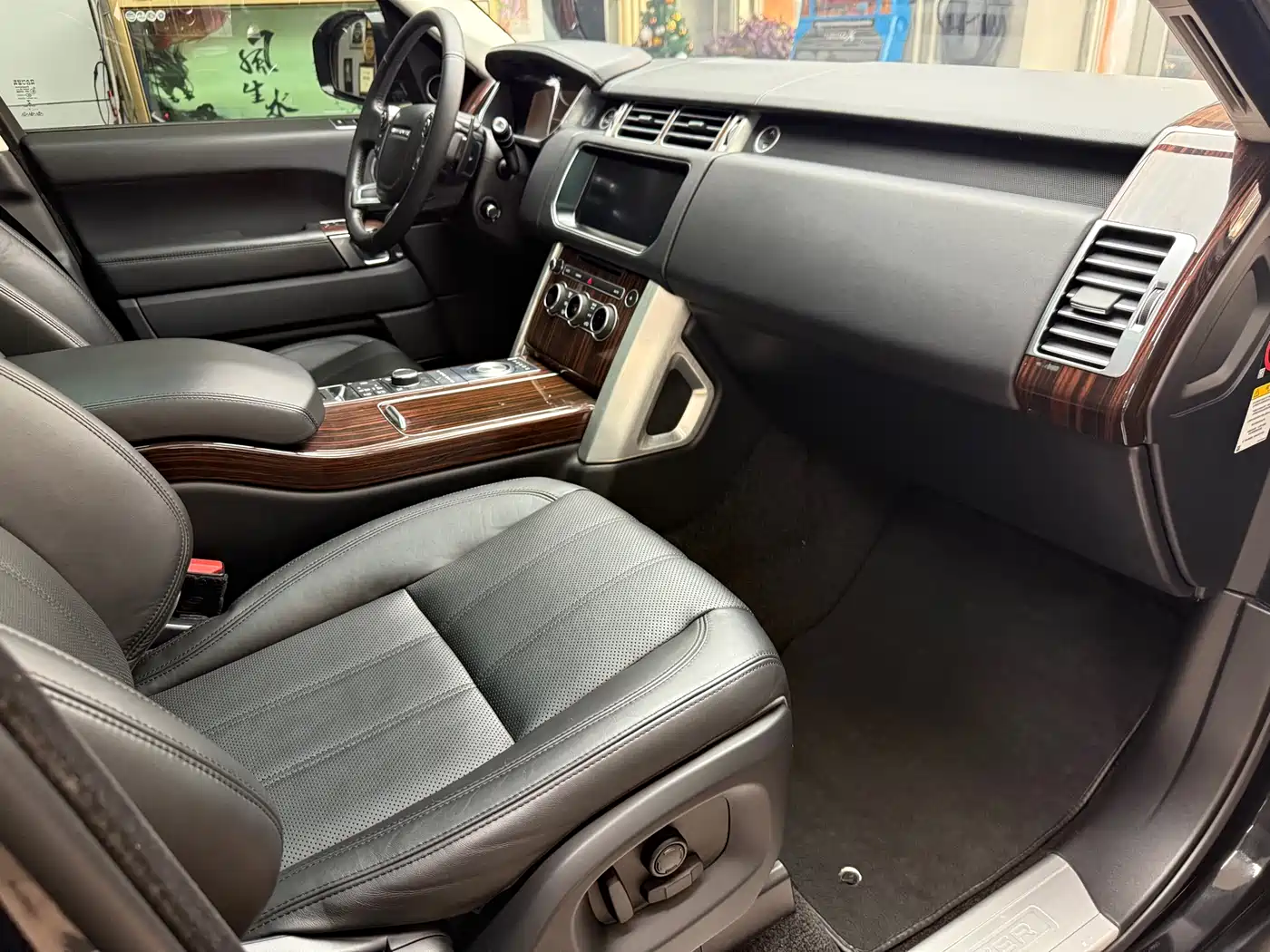 Land Rover Range Rover 2017 3.0 SC V6 Vogue фото 18