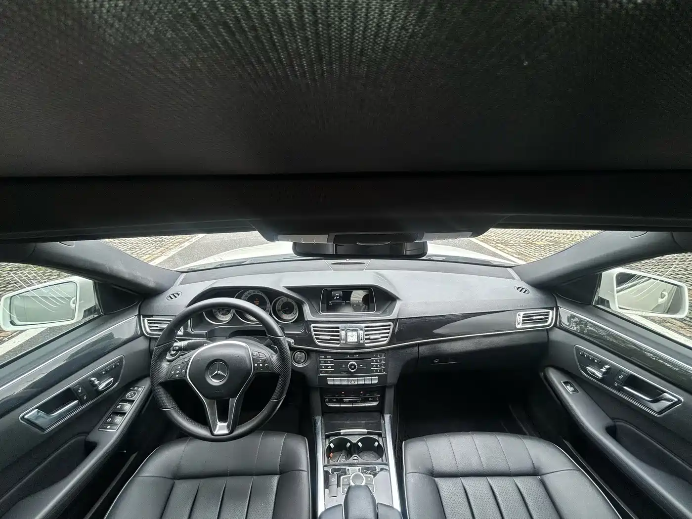 Фото 6 - Mercedes-Benz E-Class