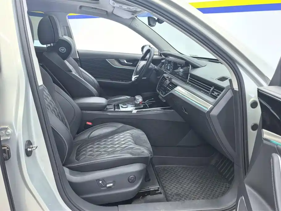 Hongqi HS5 2019 2.0T Smart Connect Enjoy 4WD Edition фото 8