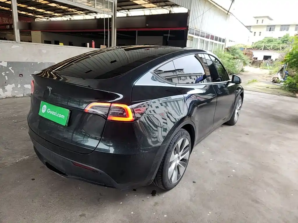 Фото 7 - Tesla Model Y