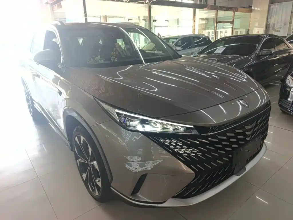 Фото 4 - Roewe RX5