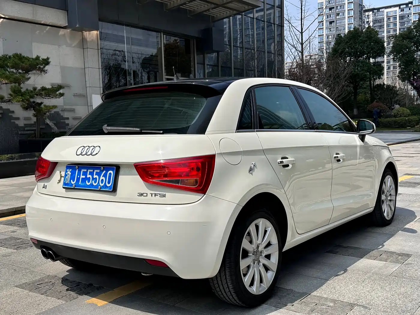 Audi A1 2013 Model 30 TFSI Sportback Ego фото 4