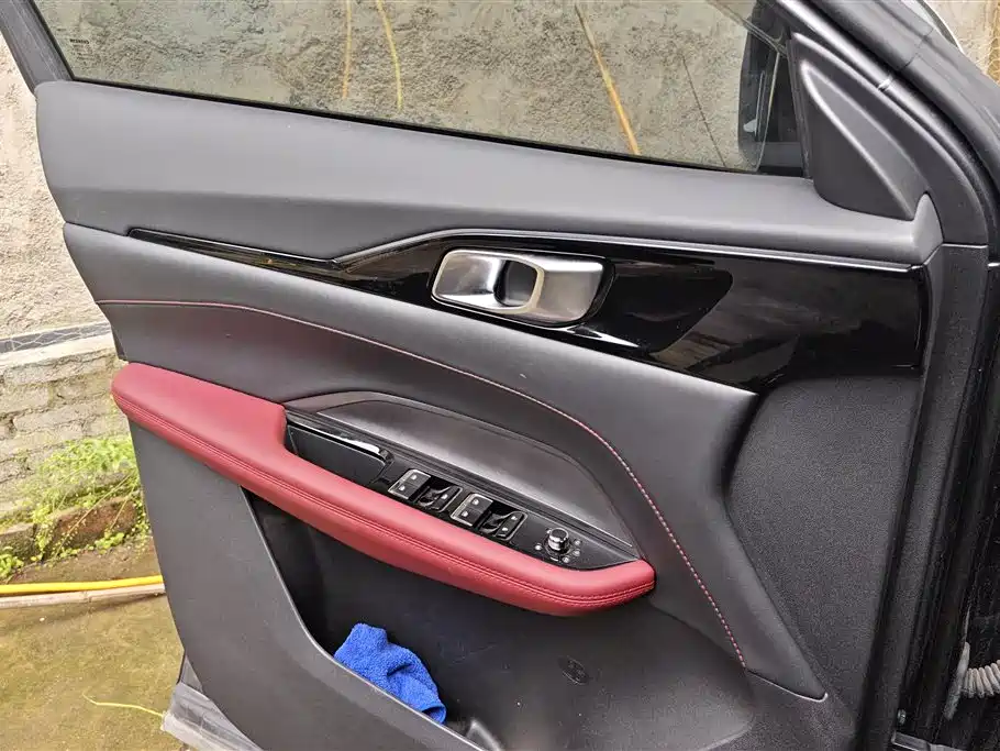 CHANGAN CHANGAN AUCHAN Z6