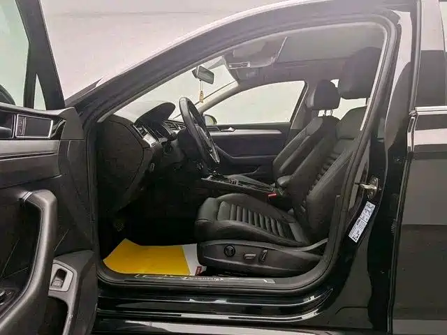 Volkswagen Magotan 2019 330TSI DSG Leading China VI фото 7
