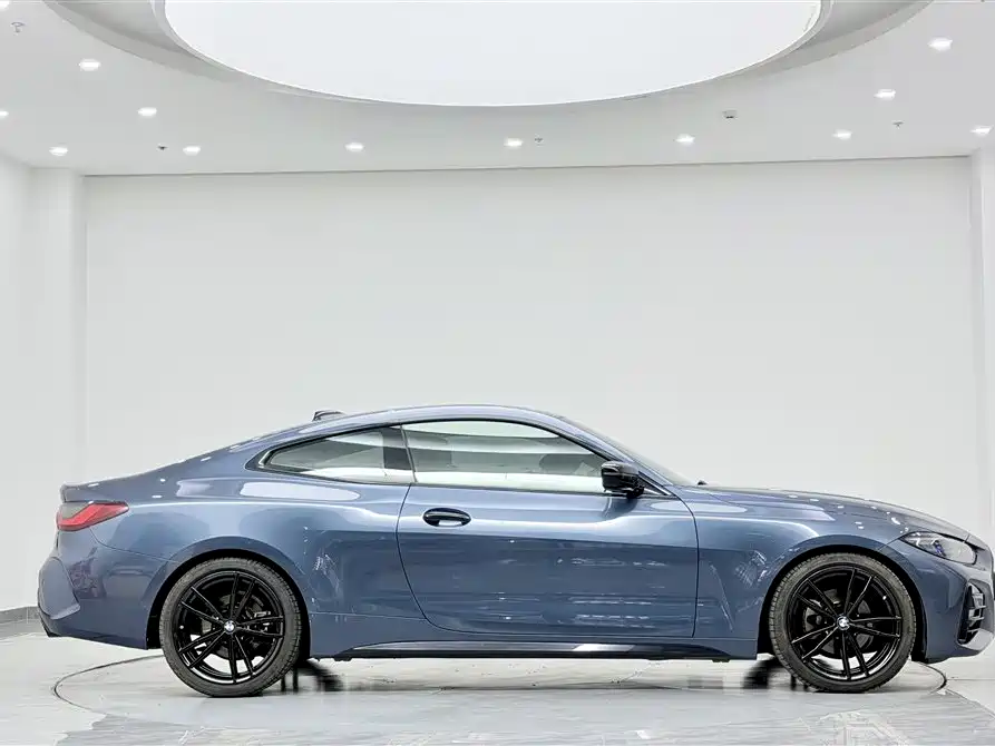 BMW 4-SERIES