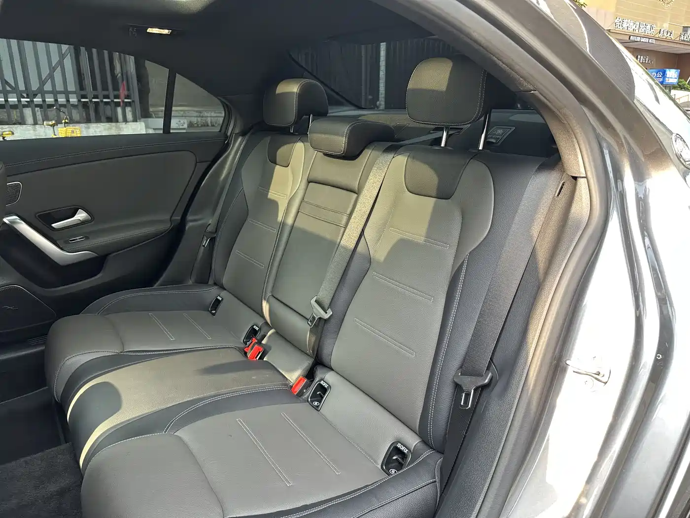 Mercedes-Benz A-Class AMG 2020 AMG A 35 L 4MATIC фото 12