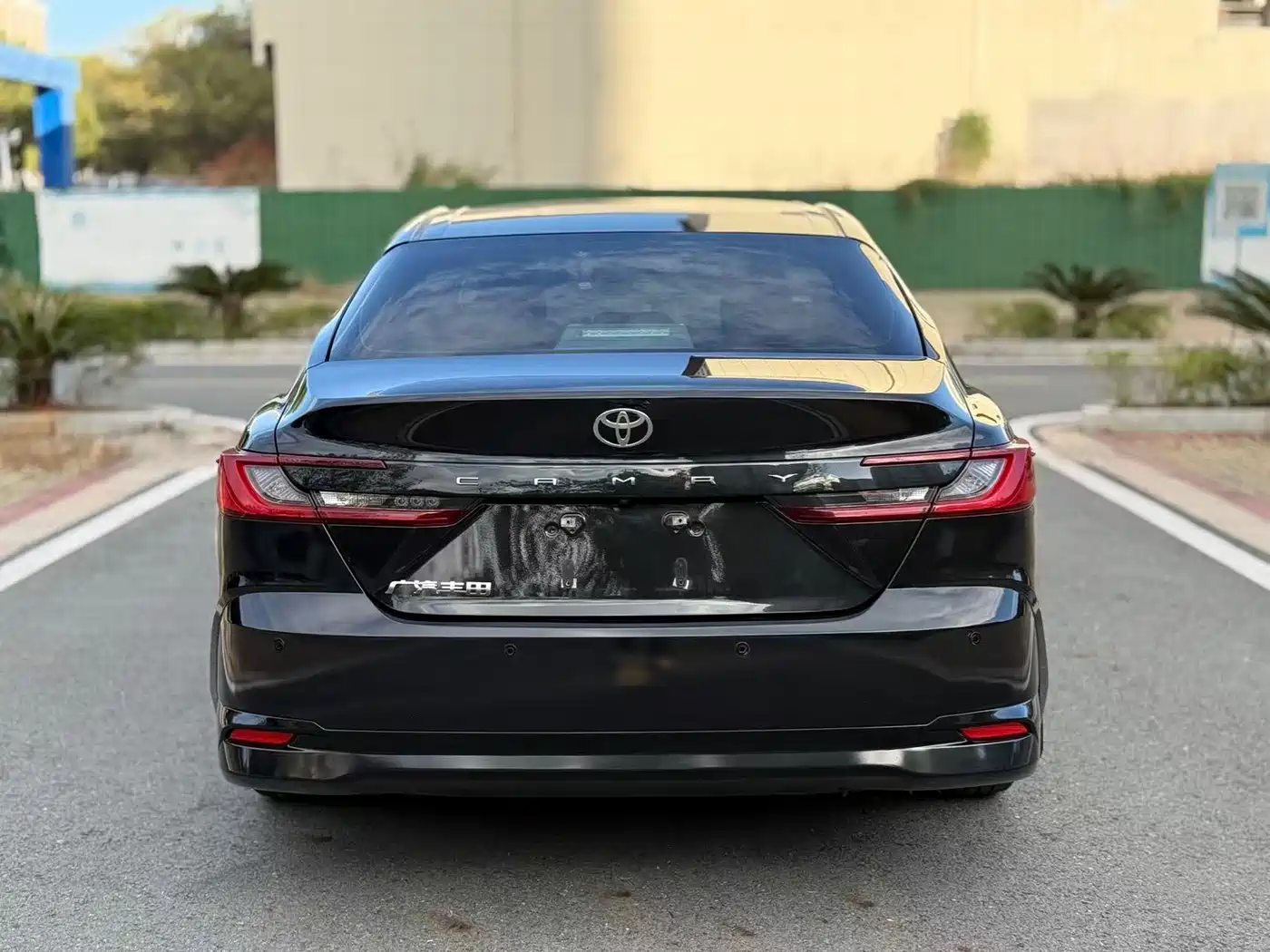 TOYOTA CAMRY