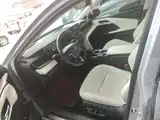Photo 15 - Toyota Camry