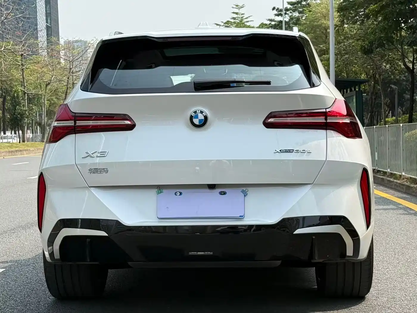 BMW X3 2025 xDrive30L Premium Model M Sport Black Package фото 20