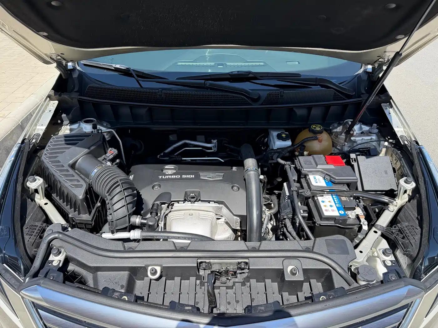Cadillac XT5 2016 28T AWD Premium Model фото 13