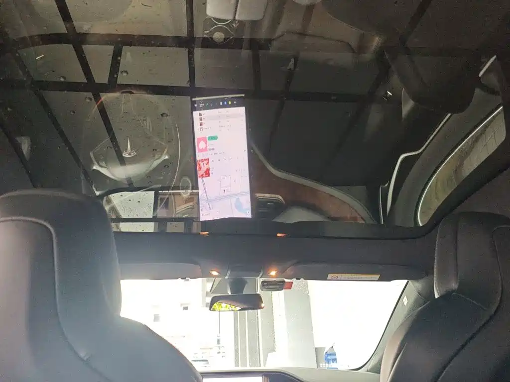 Фото 9 - Tesla Model S