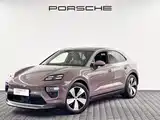 Фото 1 - Porsche Macan EV