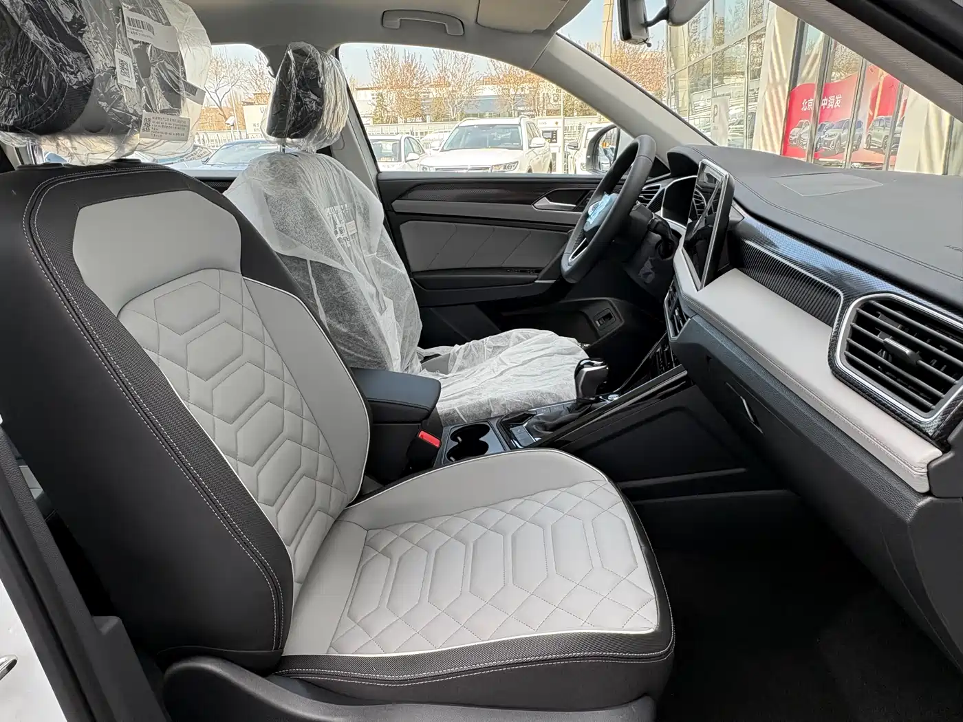 Volkswagen Tayron 2026 Model Shared Edition 330TSI фото 12