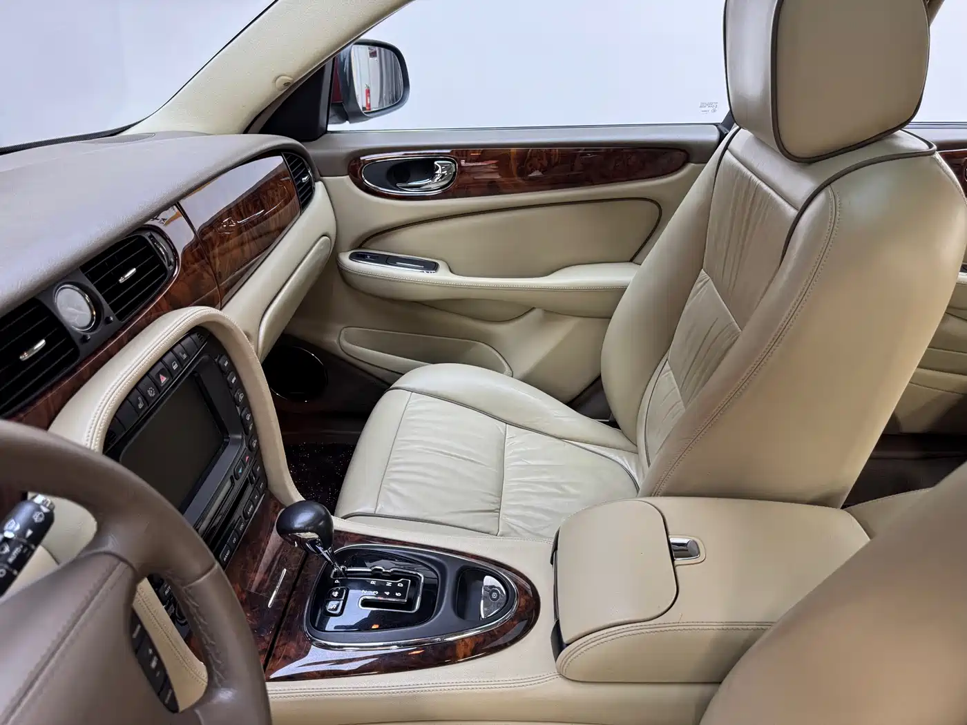 Jaguar XJ 2007 Model XJ6L 3.0 Royal Long Wheelbase фото 11