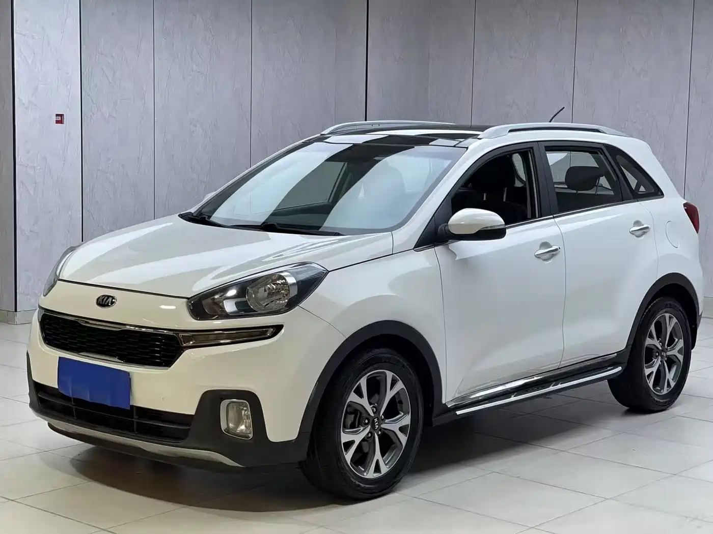 Kia KX3 Smart Run 2015 1.6L Automatic 2WD DLX
