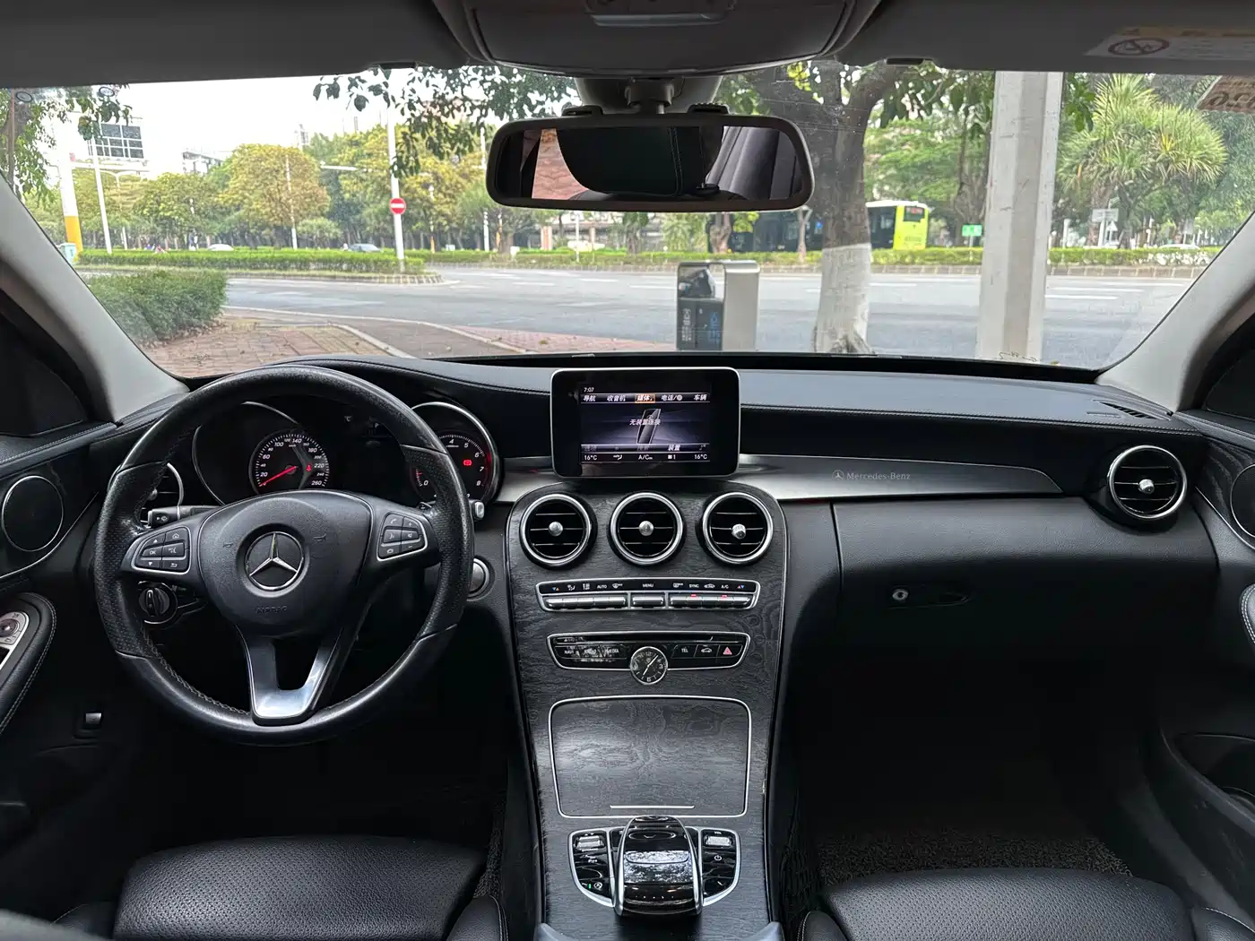 Mercedes-Benz C-Class 2018 C 180 L Fashion Sport Edition фото 8