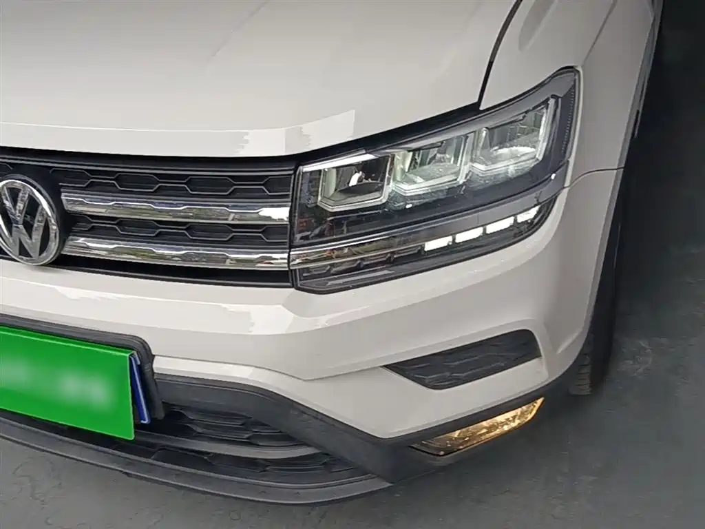 Volkswagen Tharu 2019 280TSI 2WD Comfort Edition China VI фото 24
