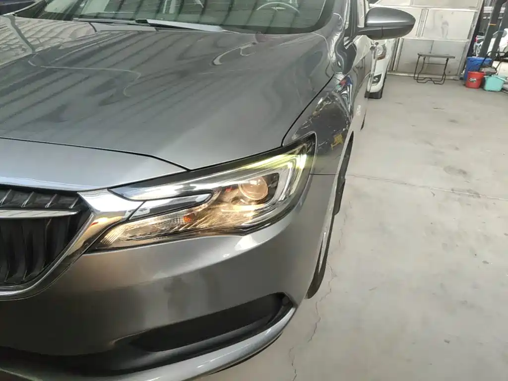 Buick GL6 2018 2018 18T 6-Seater Luxury