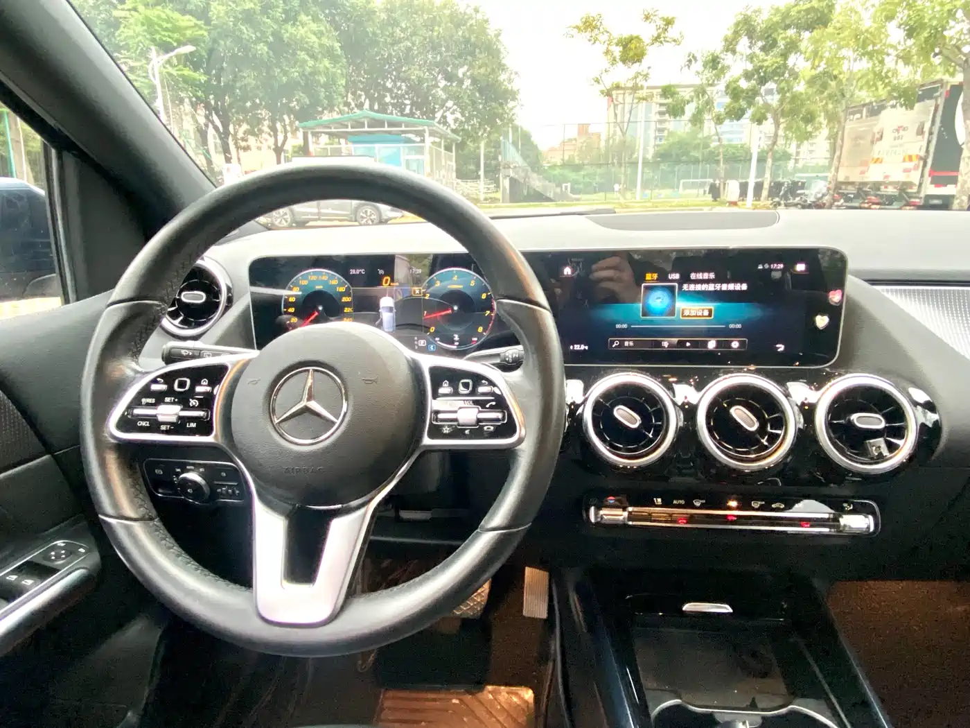 MERCEDES-BENZ CLASS B