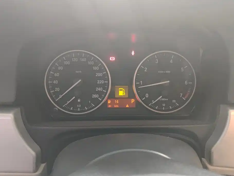 BMW 3 Series (Import) 2013 2011 320i Coupe