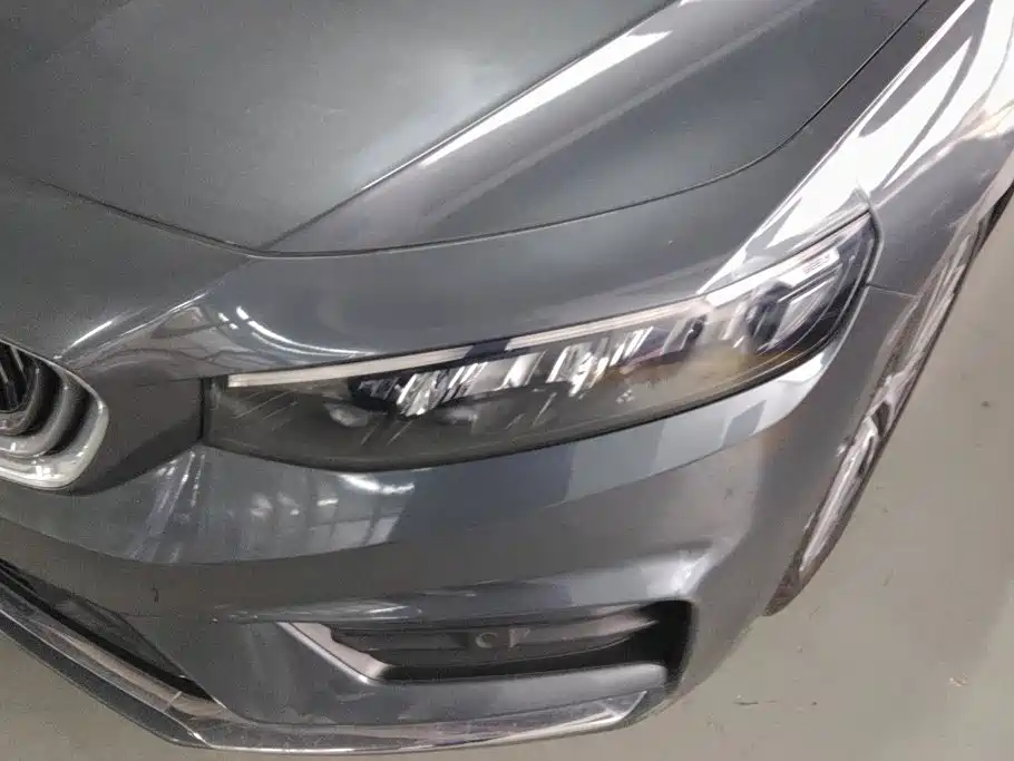 Фото 5 - Geely Preface