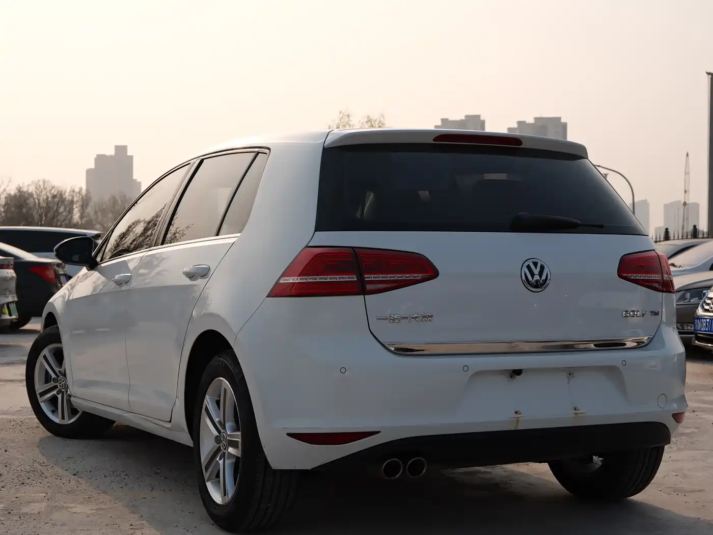 Volkswagen Golf 2014 1.4TSI Automatic Luxury фото 4