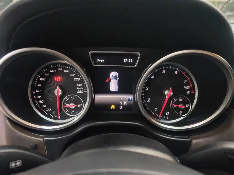 Mercedes-Benz GLE 2017 GLE 320 4MATIC Dynamic фото 14