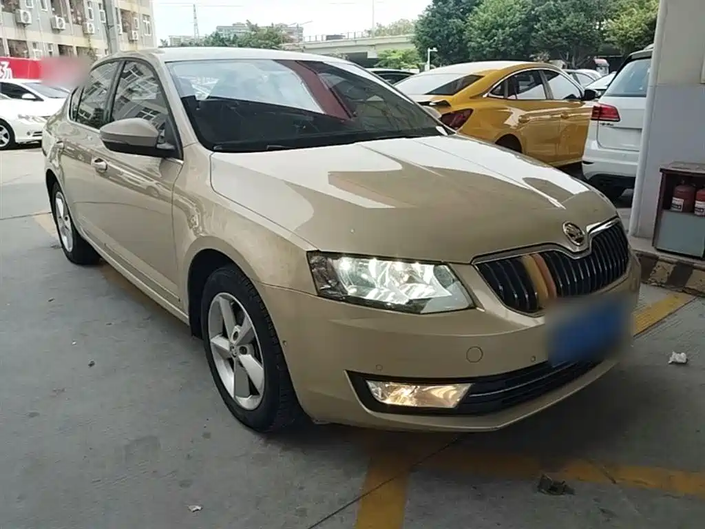 Škoda Octavia 2015 1.6L Automatic逸杰版 фото 4