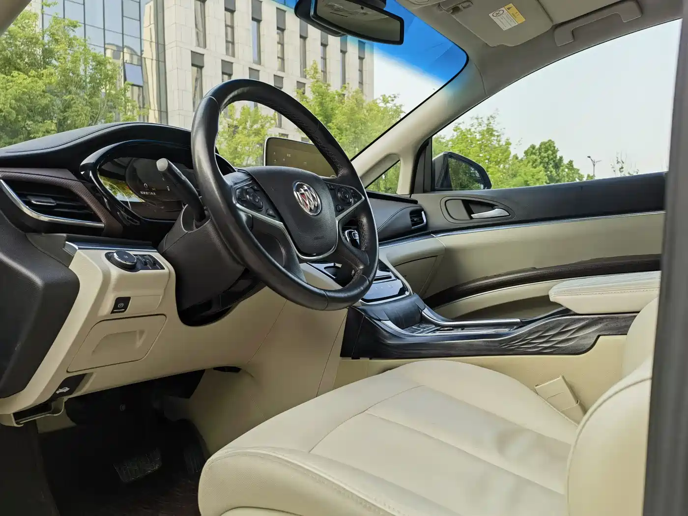 Buick GL8 2021 Land Business Class 652T Luxury фото 7