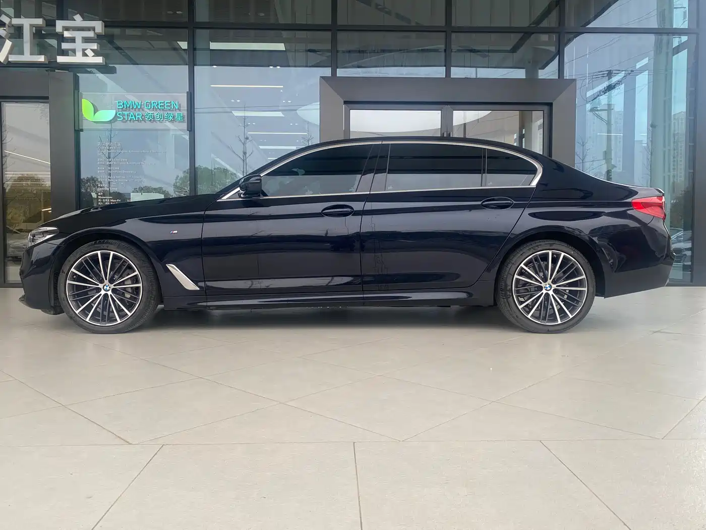 BMW 5 Series 2020 530Li Leading M Sport Package фото 14