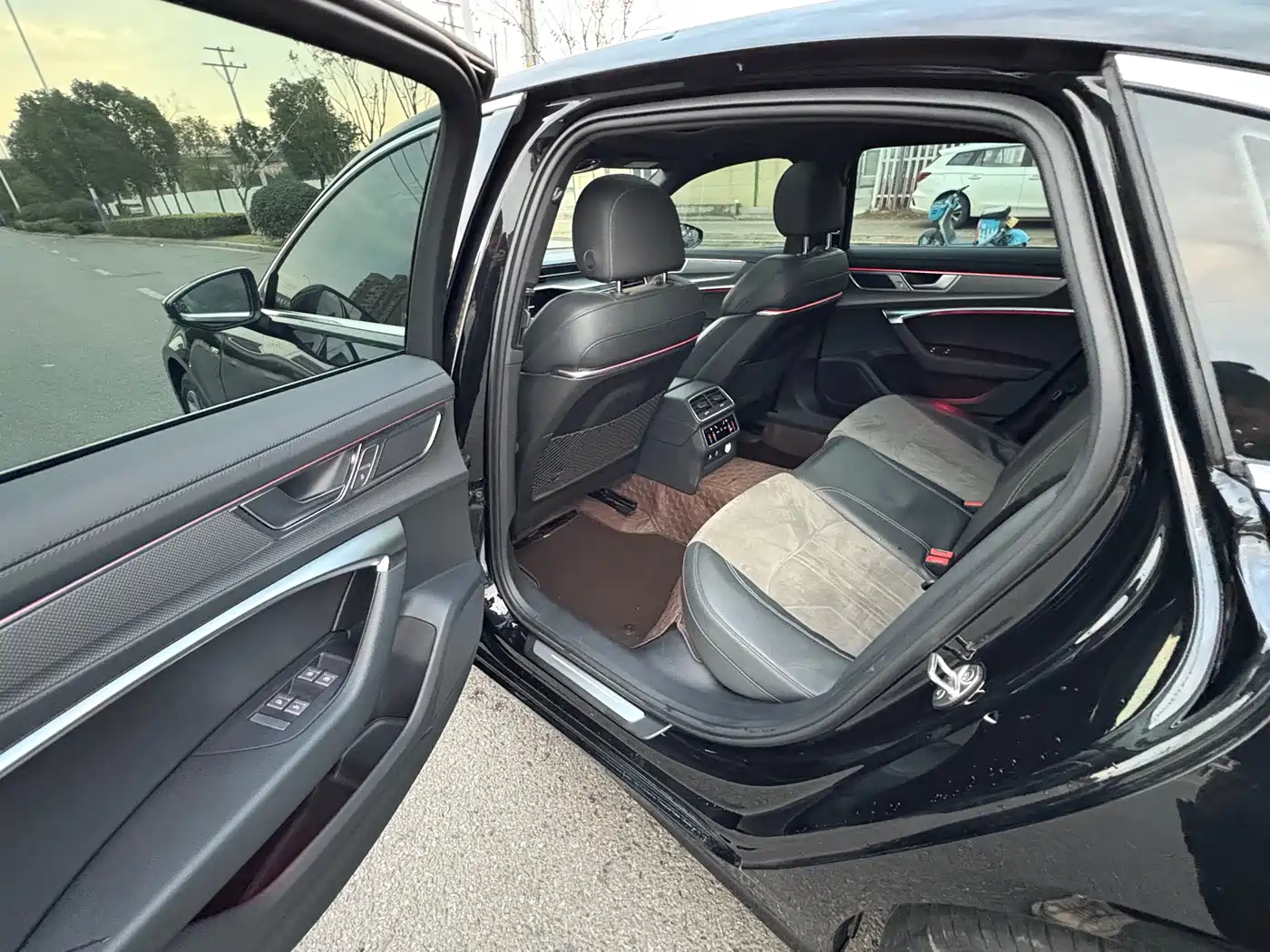 Audi A6L 2024 45 TFSI Premium Dynamic фото 10