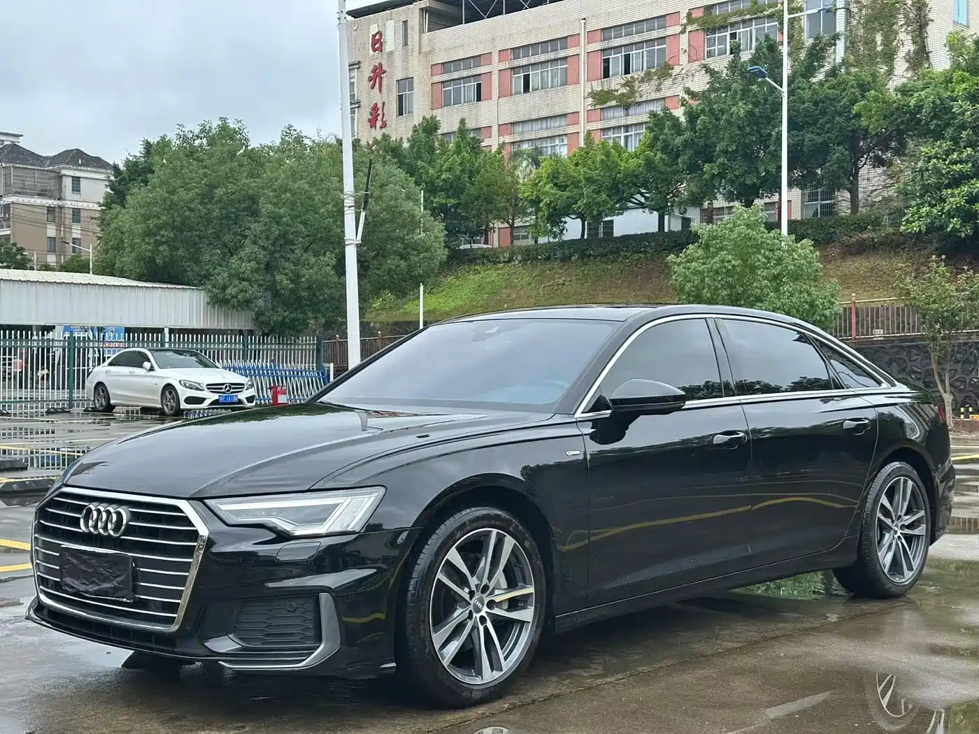 Audi A6L 2021 40 TFSI Luxury Sport