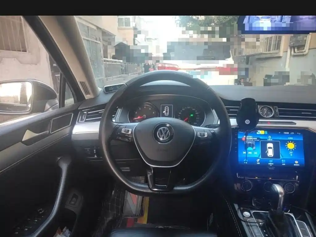 Volkswagen Magotan 2018 330TSI DSG Leading фото 12