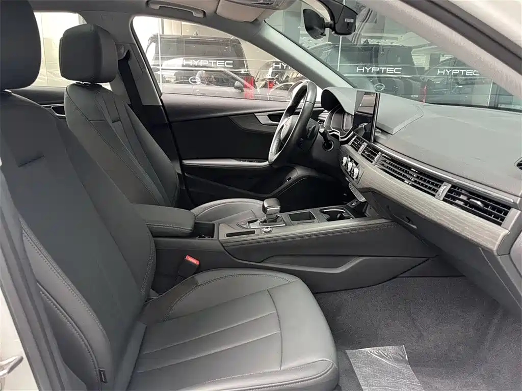 Audi A4L 2022 40 TFSI Fashion Elegance фото 11