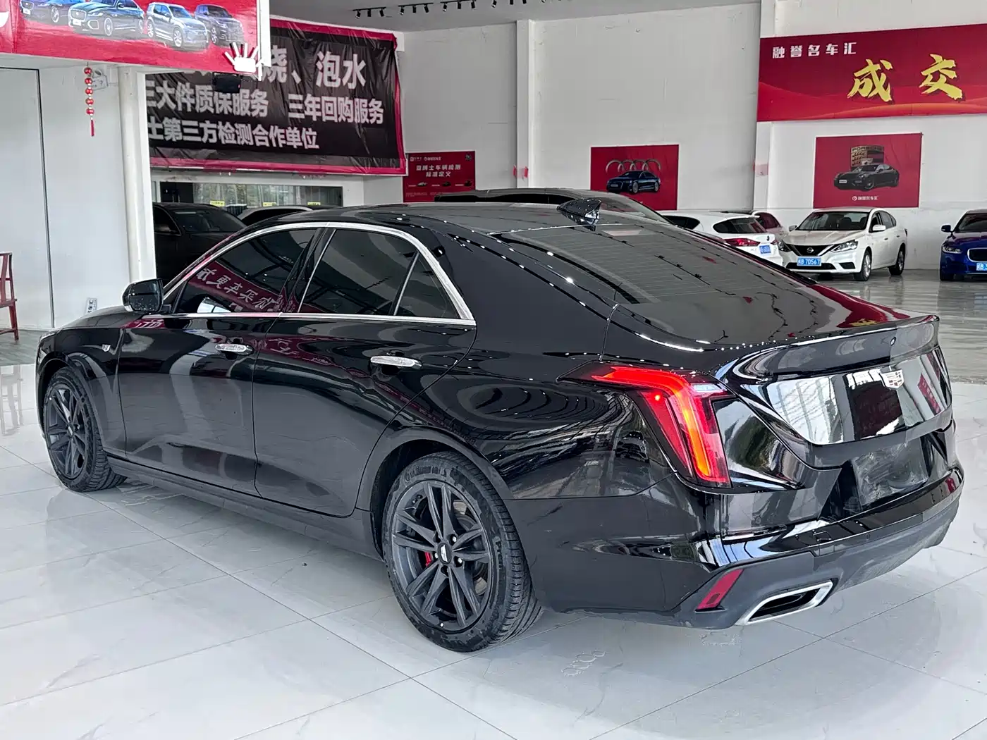 CADILLAC CT4