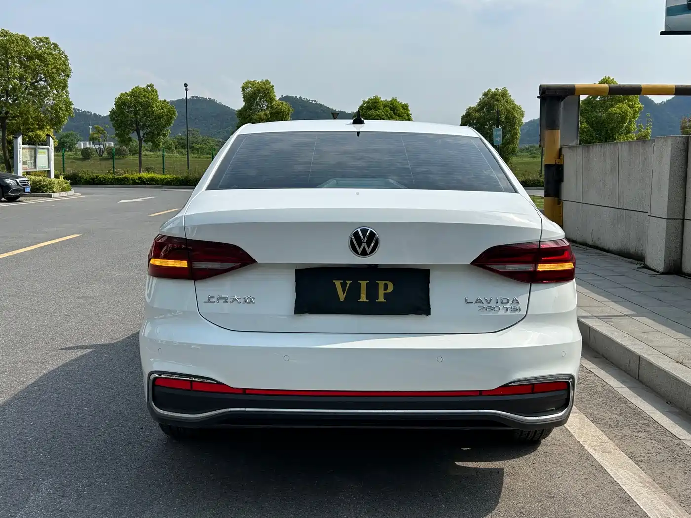 Volkswagen Lavida 2023 280TSI DSG Comfort Edition фото 8